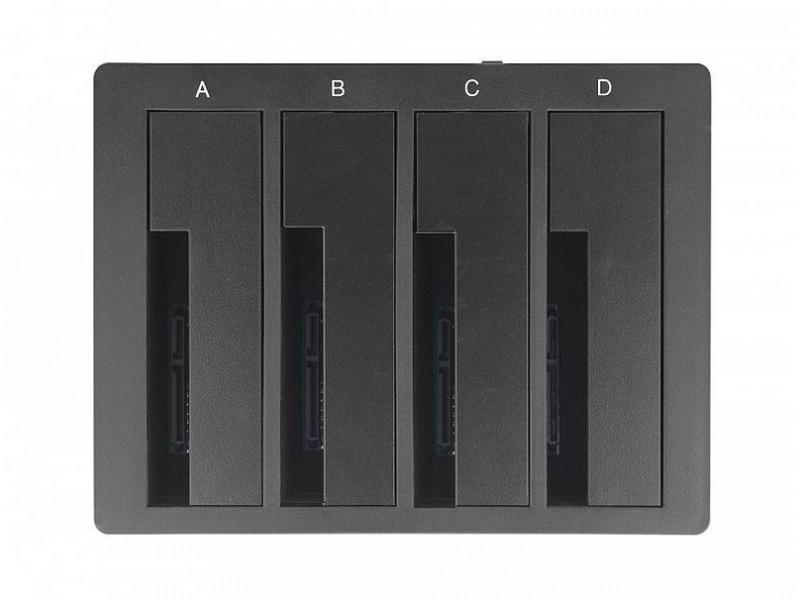 Delock Dockingsstation 63930 für 4x SATA HDD / SSD, Card Reader: Kein, Datenanschluss Seite A: Type-C USB 3.1 Gen 1, Stromversorgung: Netzteil, Farbe: Schwarz, Speicherschnittstelle: SATA III (6Gb/s), Festplatten Formfaktor: 2.5"; 3.5"